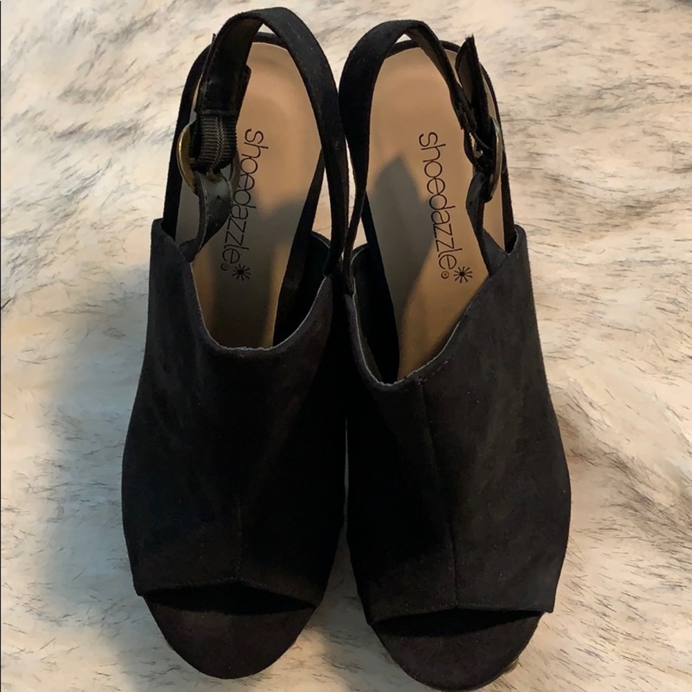 Shoe Dazzle Shoes - Platform -Excellent Condition